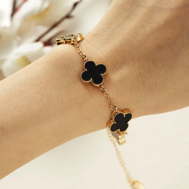 Clove Noir Bracelet