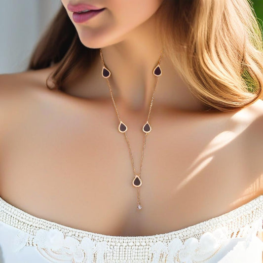 Rose Glow Teardrop Chain ™