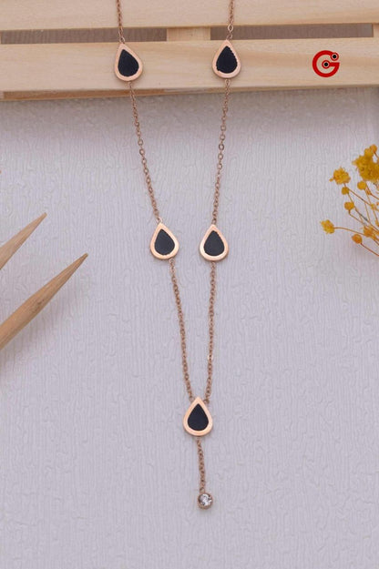 Rose Glow Teardrop Chain ™